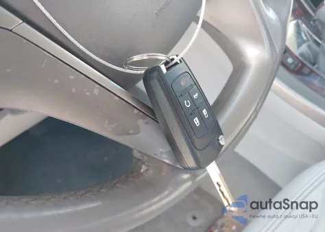 2013 Buick Lacrosse z USA, uszkodzony, nr VIN 1G4GC5ER8DF275043